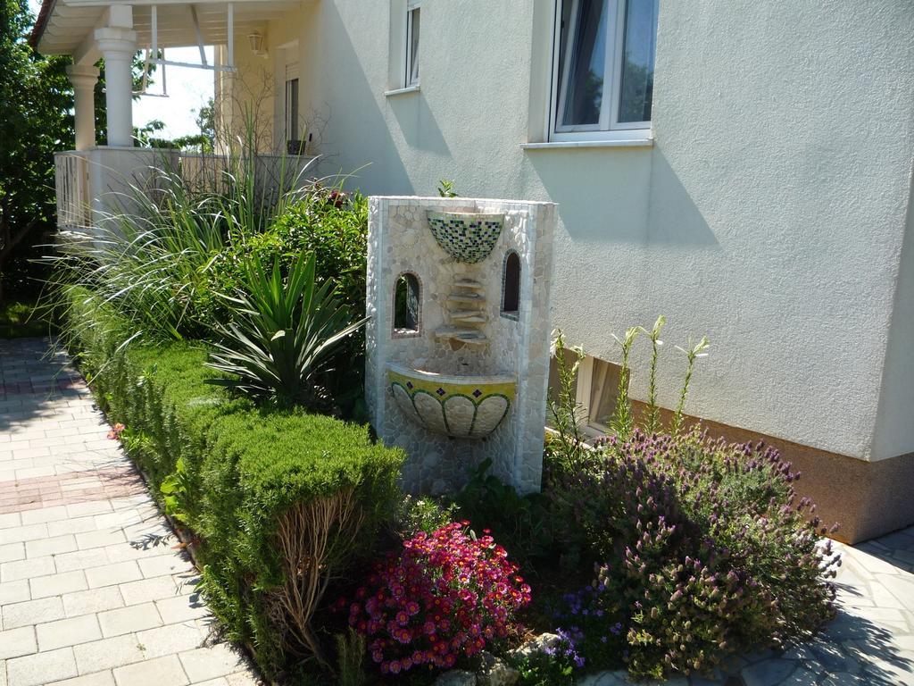 Ferienwohnung Kuca Moni Medulin Exterior foto